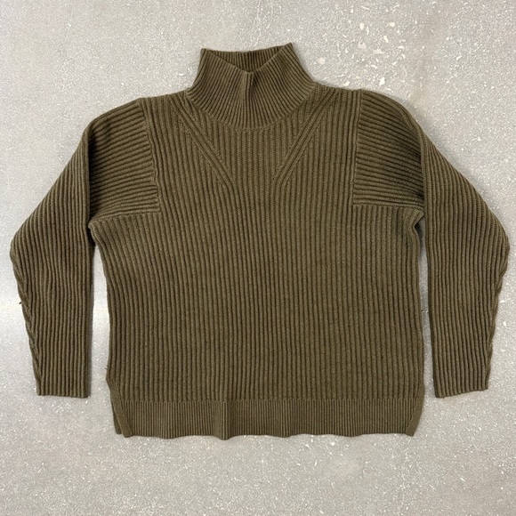 Banana Republic Sweaters - Banana Republic Mock Neck Rib Sweater Womens Size M Cropped Dolman Olive Green